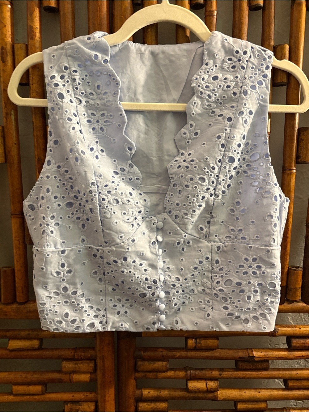 SZ M EYELET  CROPPED VEST BABY BLUE TANK